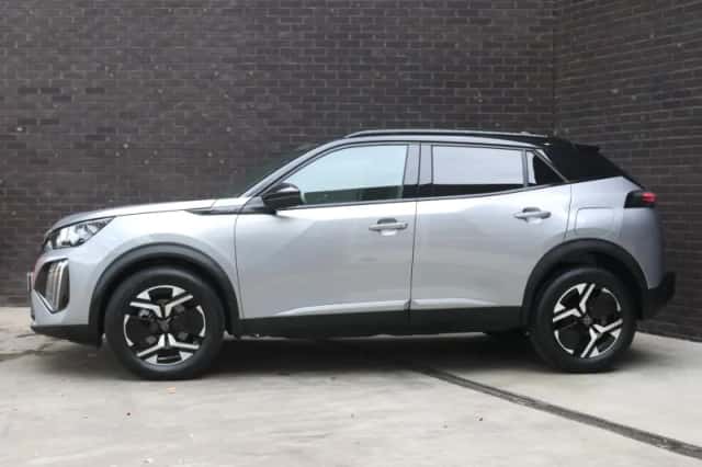 Peugeot 2008 (2025) thumbnail 2