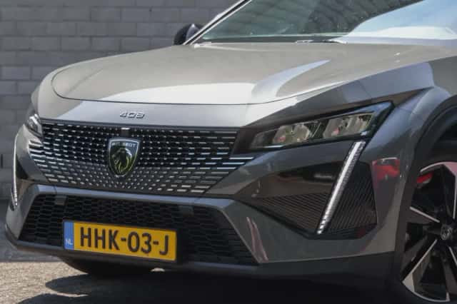 Peugeot 408 (2025) thumbnail 6
