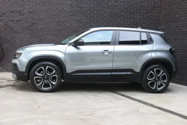 Jeep Avenger (2025) thumbnail 2