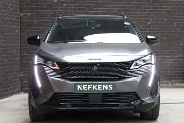 Peugeot 3008 (2022) thumbnail 4