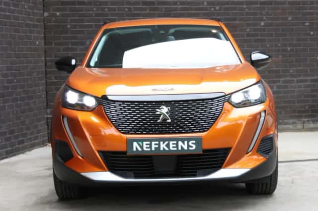 Peugeot 2008 (2022) thumbnail 5