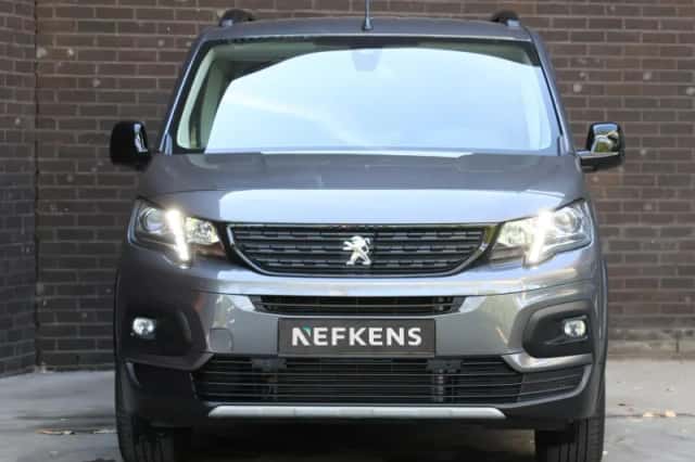 Peugeot E-Rifter (2022) thumbnail 5