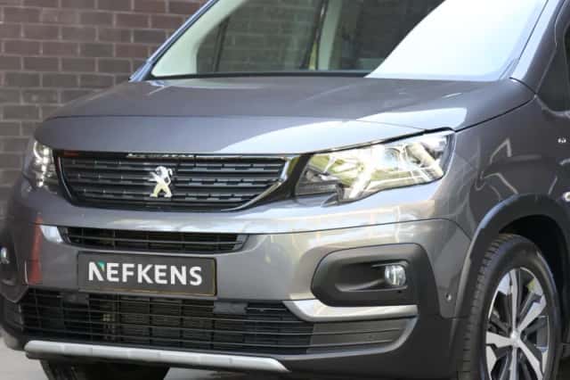 Peugeot E-Rifter (2022) thumbnail 6