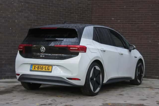 Volkswagen ID.3 (2020) thumbnail 3