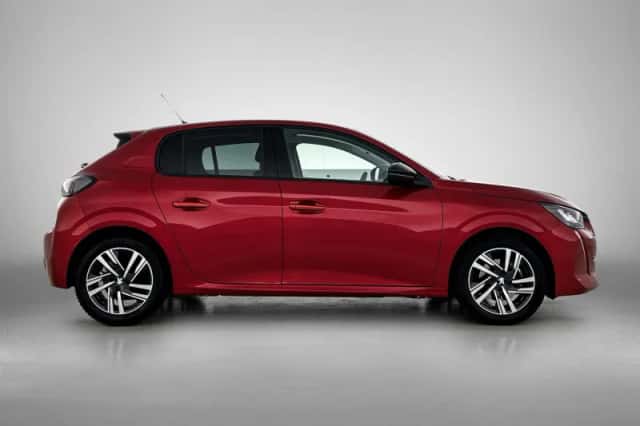 Peugeot 208 (2022) thumbnail 6