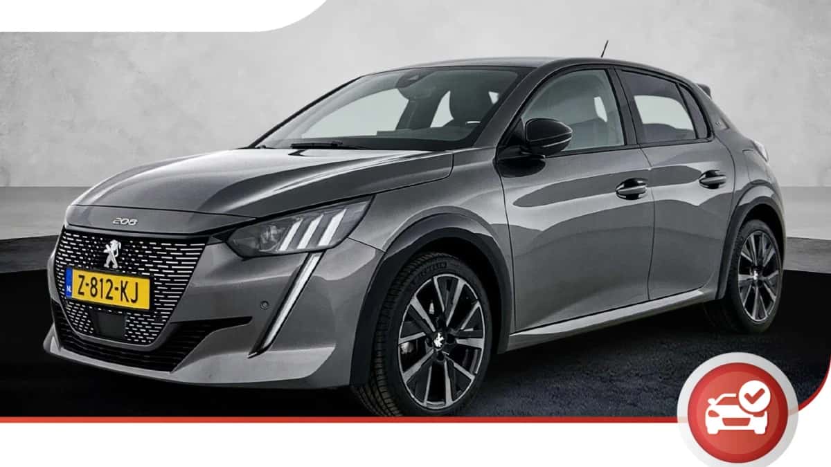 Peugeot 208 (2023) — foto 1