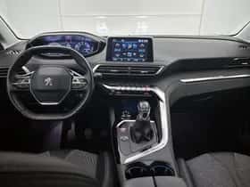 Peugeot 3008 (2020) thumbnail 11