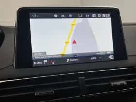 Peugeot 3008 (2020) thumbnail 16