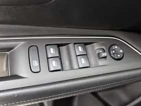 Peugeot 3008 (2020) thumbnail 40