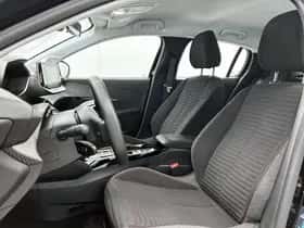 Peugeot e-208 (2023) thumbnail 22
