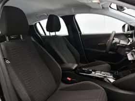 Peugeot e-208 (2023) thumbnail 24