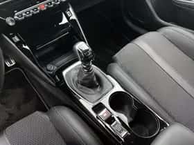 Peugeot 208 (2024) thumbnail 25