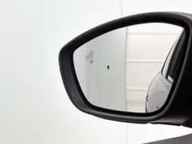 Peugeot 208 (2024) thumbnail 28