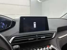 Peugeot 5008 (2020) thumbnail 17