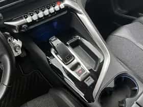 Peugeot 5008 (2020) thumbnail 22