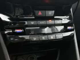 Peugeot 2008 (2019) thumbnail 19