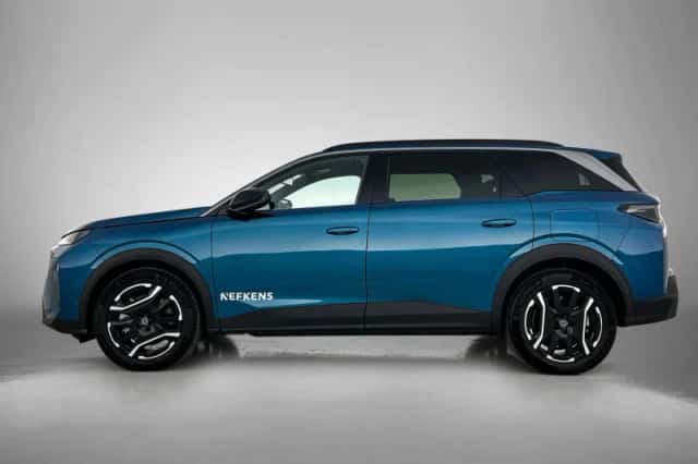 Peugeot E-5008 (2025) thumbnail 2