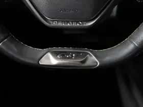 Peugeot 208 (2021) thumbnail 24