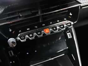 Peugeot 208 (2021) thumbnail 35