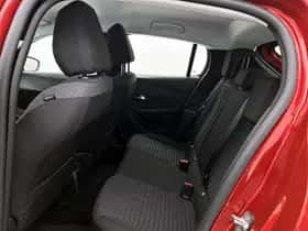 Peugeot 208 (2024) thumbnail 25
