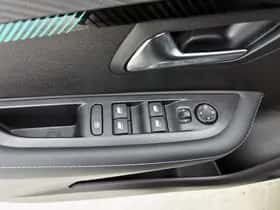 Peugeot 208 (2024) thumbnail 32