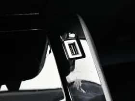 Peugeot 208 (2024) thumbnail 33
