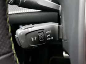 Peugeot e-2008 (2023) thumbnail 15