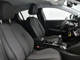 Peugeot 208 (2024) thumbnail 24