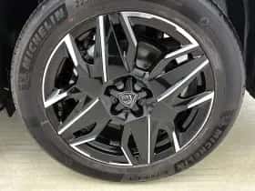 Peugeot 5008 (2025) thumbnail 27