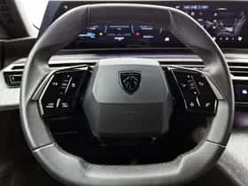 Peugeot e-3008 (2024) thumbnail 16