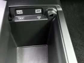Peugeot e-3008 (2024) thumbnail 23