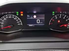 Peugeot 208 (2024) thumbnail 14