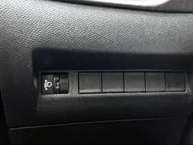 Peugeot 208 (2024) thumbnail 32