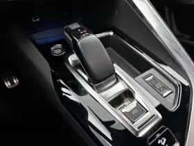 Peugeot 3008 (2022) thumbnail 22