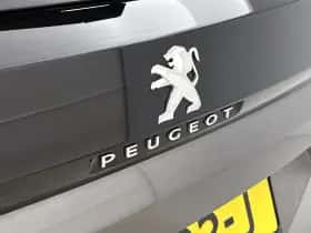 Peugeot 3008 (2022) thumbnail 35