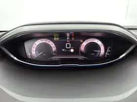 Peugeot 5008 (2021) thumbnail 14