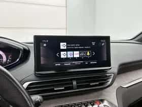 Peugeot 5008 (2021) thumbnail 18