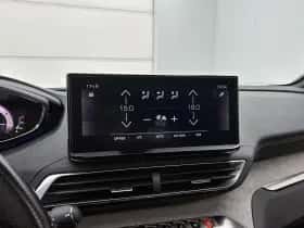 Peugeot 5008 (2021) thumbnail 20