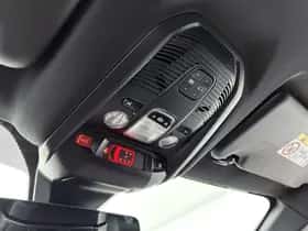 Peugeot 5008 (2021) thumbnail 37