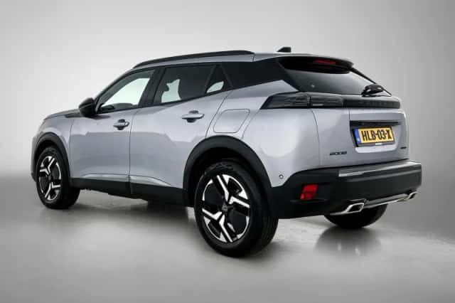 Peugeot 2008 (2025) thumbnail 3