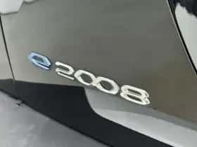 Peugeot e-2008 (2023) thumbnail 27
