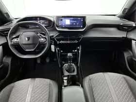 Peugeot 2008 (2025) thumbnail 11