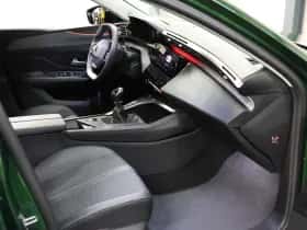 Peugeot 308 (2022) thumbnail 8
