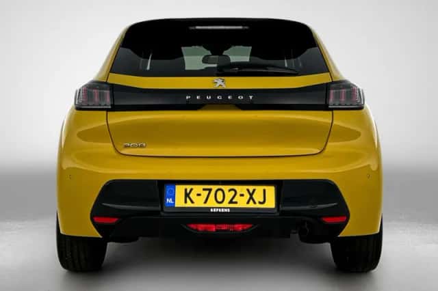 Peugeot 208 (2021) thumbnail 5
