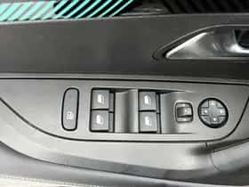 Peugeot e-2008 (2021) thumbnail 15