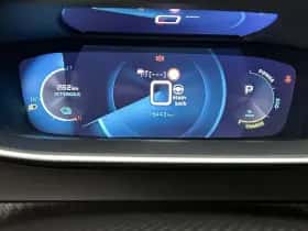 Peugeot e-2008 (2021) thumbnail 17