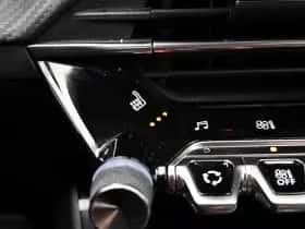 Peugeot e-2008 (2021) thumbnail 23