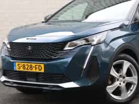 Peugeot 5008 (2023) thumbnail 4