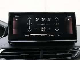 Peugeot 5008 (2023) thumbnail 33
