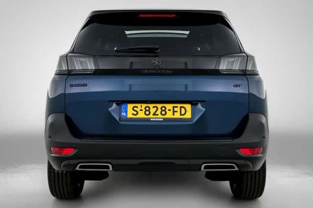 Peugeot 5008 (2023) thumbnail 5